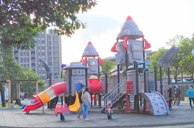 內壢遛小孩的好去處【星河親子公園】大型遊具任您挑