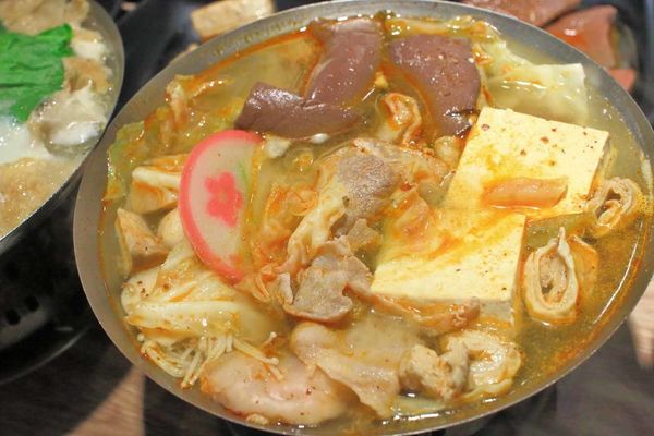 【板橋美食】鍋太爽篤行店-平民的價格、高檔的享受,CP值極高的臭臭鍋