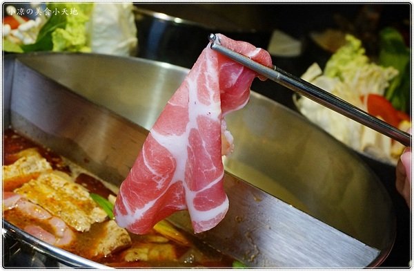 藍寶寶麻辣火鍋：台北中山』藍寶寶麻辣火鍋║驚動武林獨家秘方麻辣鍋再度問世，一個人也能獨享鴛鴦鍋風味～（可宅配）