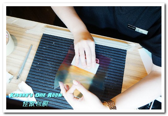 SkinMonster&Repair 怪獸包膜&維修 信義店：信義手機包膜．改換心情，也為手機換個季吧！──SkinMonster怪獸包膜