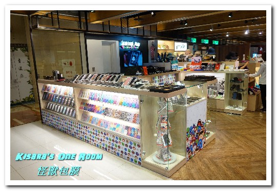 SkinMonster&Repair 怪獸包膜&維修 信義店：信義手機包膜．改換心情，也為手機換個季吧！──SkinMonster怪獸包膜