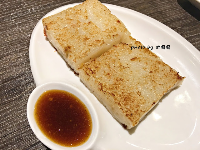 【台中 南屯】品心港式飲茶👉👉👉公益路上,環境舒服,有推車服務,餐點無雷,還有爆炸好吃的黃金流沙包,你不來吃吃看真的會後悔哦~~