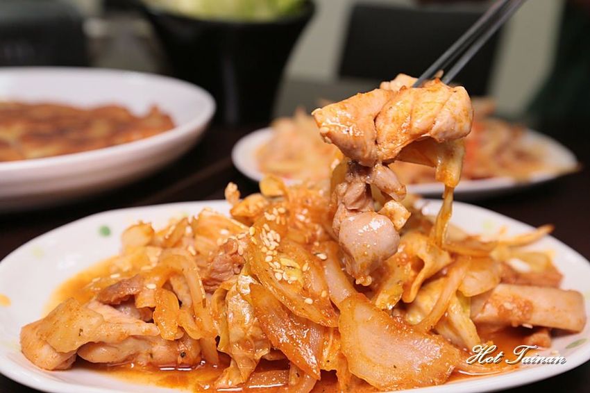 【台南美食】這裡有間韓國料理好吃價格又親民！點套餐還可以直接打九折：韓善宮韓式料理 - 熱血玩台南。跳躍新世界