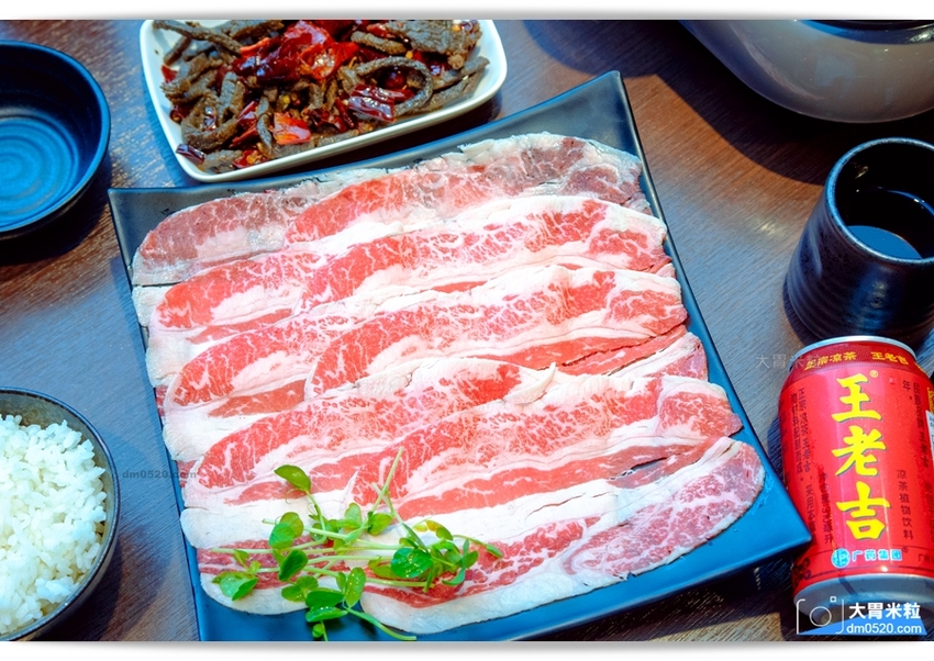 台北民生社區川菜名店,一品言巴渝特色餐館,招牌一品言重慶烤魚,麻辣鮮香,辣得過癮,多人聚餐推薦麻辣小龍蝦，肥厚超彈牙！台北松山區川菜推薦,台北松山區重慶烤魚推薦, - 大胃米粒 DAVID &