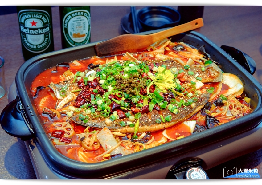 台北民生社區川菜名店,一品言巴渝特色餐館,招牌一品言重慶烤魚,麻辣鮮香,辣得過癮,多人聚餐推薦麻辣小龍蝦，肥厚超彈牙！台北松山區川菜推薦,台北松山區重慶烤魚推薦, - 大胃米粒 DAVID &