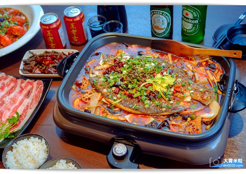 台北民生社區川菜名店,一品言巴渝特色餐館,招牌一品言重慶烤魚,麻辣鮮香,辣得過癮,多人聚餐推薦麻辣小龍蝦，肥厚超彈牙！台北松山區川菜推薦,台北松山區重慶烤魚推薦, - 大胃米粒 DAVID &