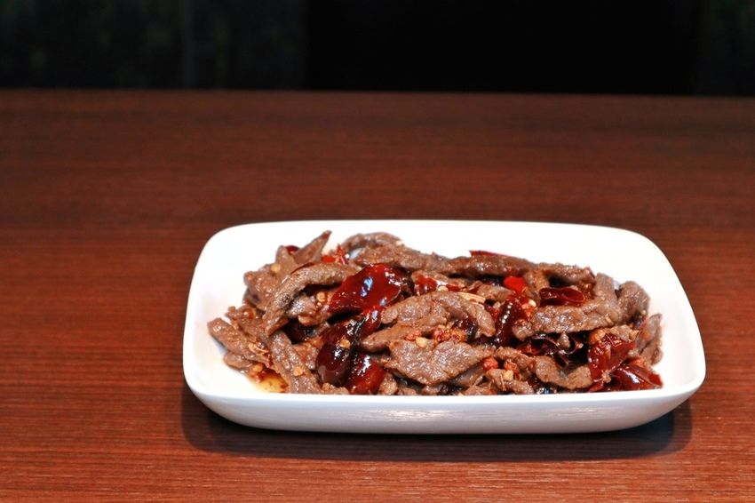 一品言巴渝特色餐館