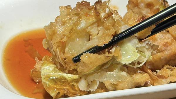 散壽司震到天靈蓋!金魚日本料理讓我吃到嘴角上揚,1000出頭 散壽司震到天靈蓋!金魚日本料理讓我吃到嘴角上揚,1000出頭