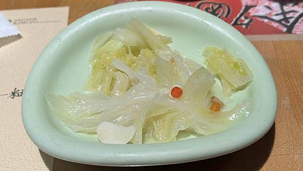 散壽司震到天靈蓋!金魚日本料理讓我吃到嘴角上揚,1000出頭 散壽司震到天靈蓋!金魚日本料理讓我吃到嘴角上揚,1000出頭