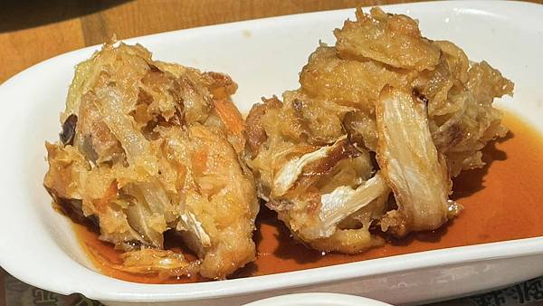 散壽司震到天靈蓋!金魚日本料理讓我吃到嘴角上揚,1000出頭 散壽司震到天靈蓋!金魚日本料理讓我吃到嘴角上揚,1000出頭