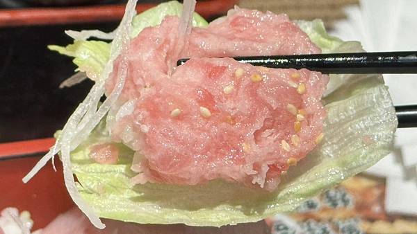 散壽司震到天靈蓋!金魚日本料理讓我吃到嘴角上揚,1000出頭 散壽司震到天靈蓋!金魚日本料理讓我吃到嘴角上揚,1000出頭