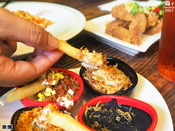 樂晴brunch&pasta：樂晴THE CHING，逢甲美式餐廳，香酥魷魚圈涮嘴~