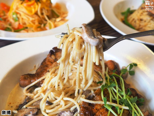 樂晴brunch&pasta：樂晴THE CHING，逢甲美式餐廳，香酥魷魚圈涮嘴~