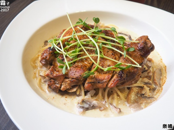 樂晴brunch&pasta：樂晴THE CHING，逢甲美式餐廳，香酥魷魚圈涮嘴~