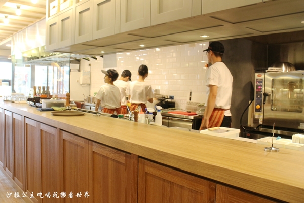 SPIGA 石壁家：來自日本東京版的義大利麵『SPIGA PASTA 石壁家』現場製麵/捷運南京復興站/華航旁