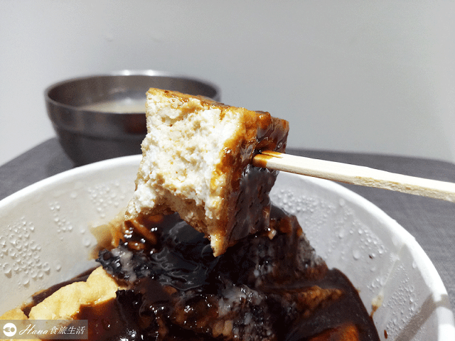 【新北三重】中島甜不辣 | 升級版銅板美食 有點小貴的精緻甜不辣 用料實在 黑色醬料特別出眾好吃