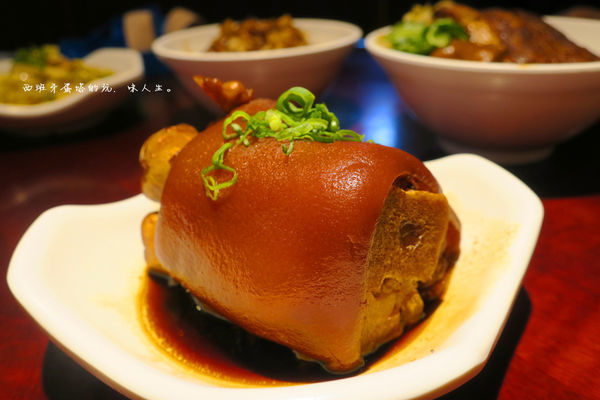 11 (2).JPG 11 (2).JPG