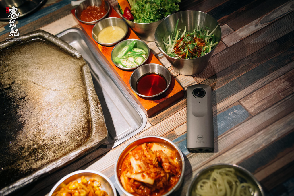 【中肯‧食記】咚咚家dondonga韓式豬肉專賣-忠孝店‧捷運忠孝敦化站｜香草豬配上夢幻伊比利豬‧不輸首爾的正宗韓風烤肉！