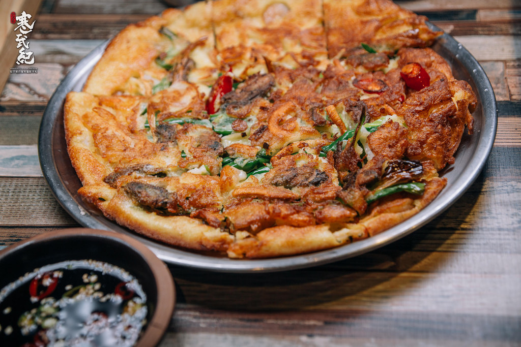 【中肯‧食記】咚咚家dondonga韓式豬肉專賣-忠孝店‧捷運忠孝敦化站｜香草豬配上夢幻伊比利豬‧不輸首爾的正宗韓風烤肉！