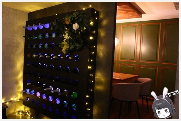 yoh 曜日義式餐酒館：[食記]►台北大安區◄Yoh曜日義式餐酒館﹥﹥不論是來小酌或是來約會這裡更是一間寵物友善餐廳