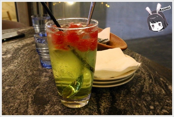 yoh 曜日義式餐酒館：[食記]►台北大安區◄Yoh曜日義式餐酒館﹥﹥不論是來小酌或是來約會這裡更是一間寵物友善餐廳