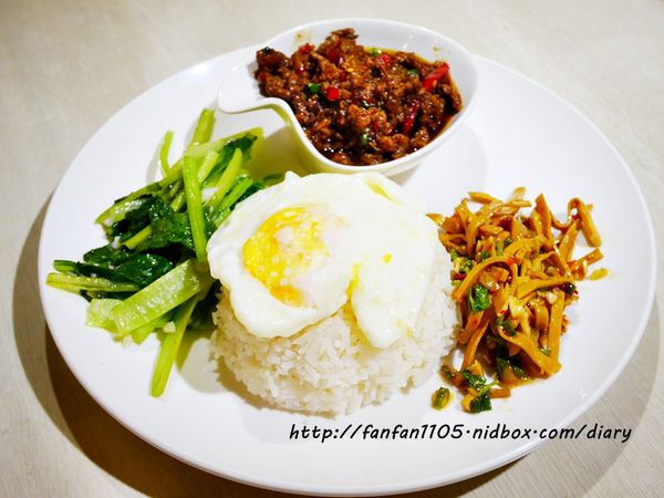 【大直泰式料理】東方泰式料理 平價泰式料理 高CP值 (5).JPG