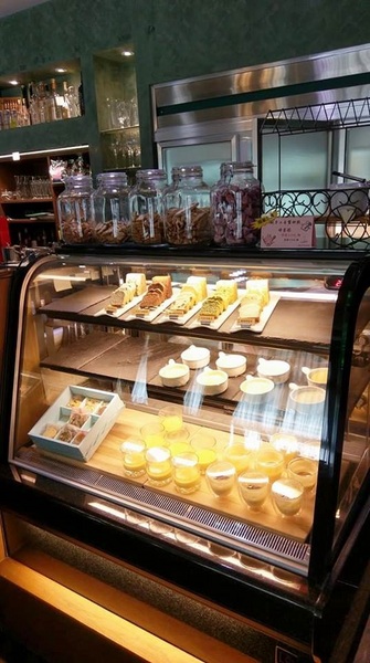 ISABATI義式料理:ISABATI義式料理-台南永康區義式料理 舒適高貴的環境 服務親切用心 餐點兼具色香味 適合約會和聚餐的餐廳臺南市永康區東橋一路26號2F