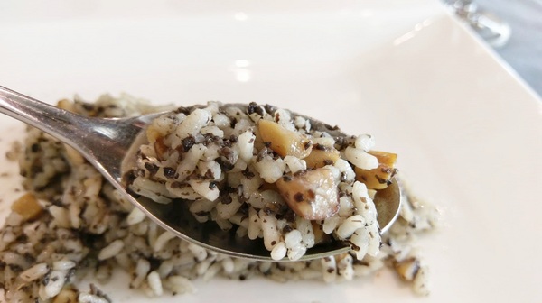 ISABATI義式料理:ISABATI義式料理-台南永康區義式料理 舒適高貴的環境 服務親切用心 餐點兼具色香味 適合約會和聚餐的餐廳臺南市永康區東橋一路26號2F