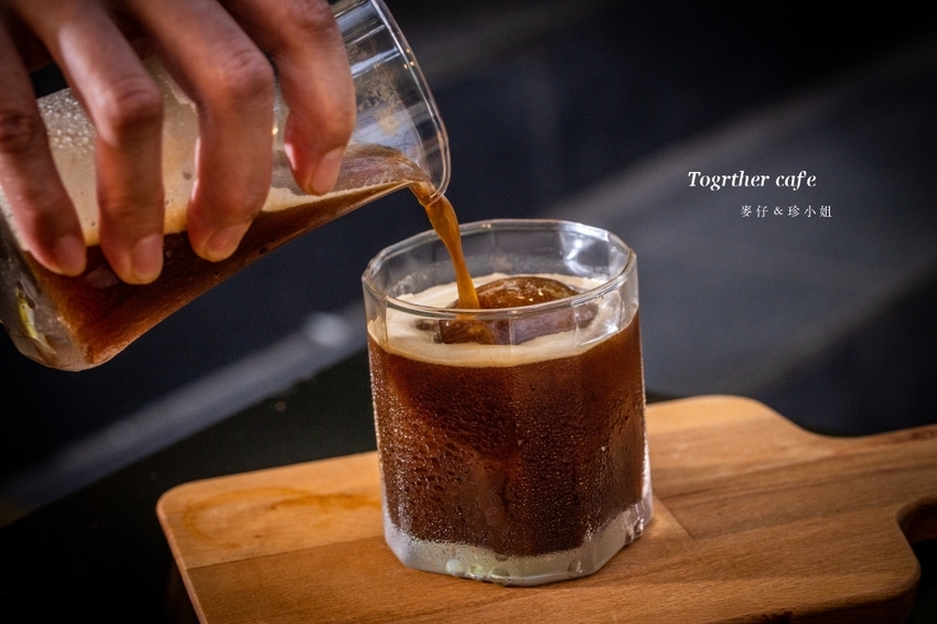 Together cafe｜美食新選擇永康街不是只有小籠包，咖哩牛肉焗飯、熱磚壓餅都好吃｜永康街咖啡店推薦