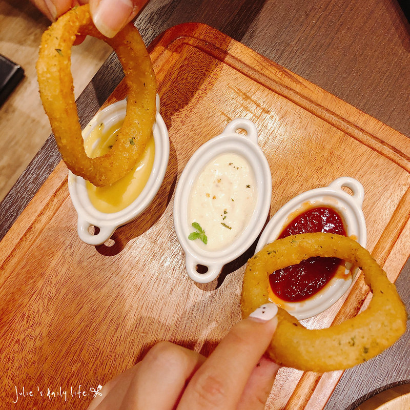 Together Cafe,下午茶,午餐,台北永康商圈咖啡,咖啡,晚餐,東門捷運站,東門站,永康街,永康街咖啡,永康街美食,美食,聚會推薦,蜜糖吐司,超值,輕食 @跟著Julie一起走吧