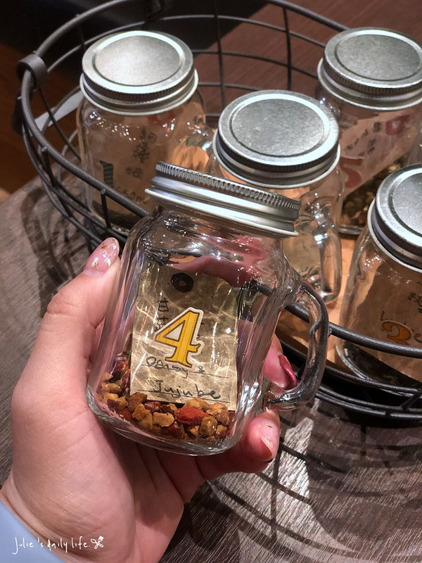 Together Cafe,下午茶,午餐,台北永康商圈咖啡,咖啡,晚餐,東門捷運站,東門站,永康街,永康街咖啡,永康街美食,美食,聚會推薦,蜜糖吐司,超值,輕食 @跟著Julie一起走吧