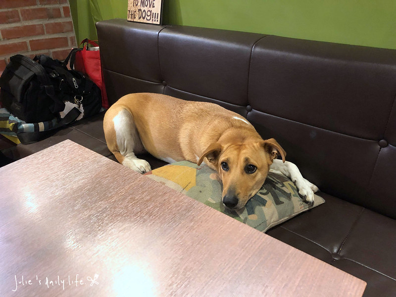 Together Cafe,下午茶,午餐,台北永康商圈咖啡,咖啡,晚餐,東門捷運站,東門站,永康街,永康街咖啡,永康街美食,美食,聚會推薦,蜜糖吐司,超值,輕食 @跟著Julie一起走吧