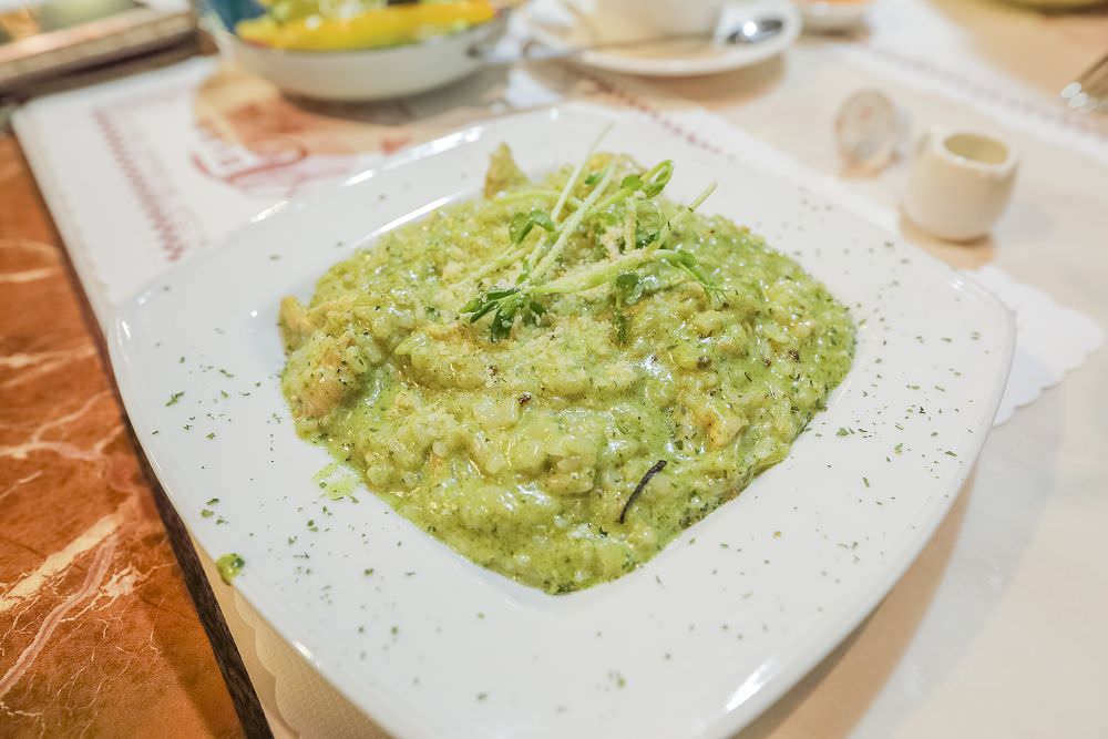 桃園八德．茼蒿平價義式料理｜桃拾生活廣場美食~家庭聚餐/提供WIFI插座(菜單) - Nini的豬飽盒