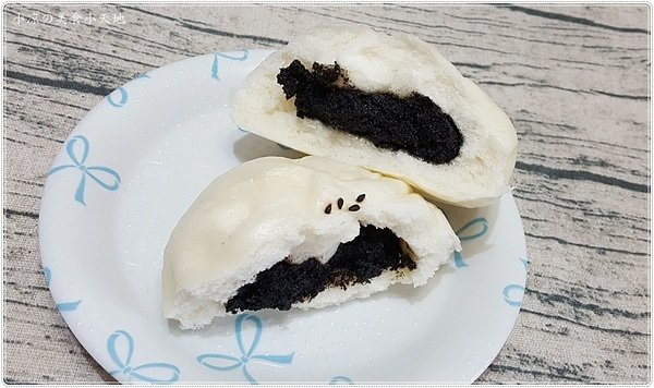 頂金台港鮮肉包：台中太平』頂金台港鮮肉包║平價銅板美食人氣手工肉包、饅頭，創新口味，新鮮吃得到！