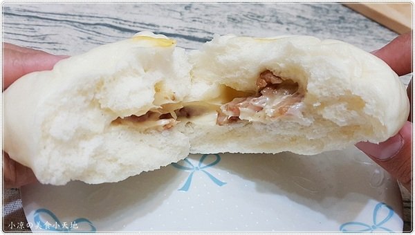 頂金台港鮮肉包：台中太平』頂金台港鮮肉包║平價銅板美食人氣手工肉包、饅頭，創新口味，新鮮吃得到！