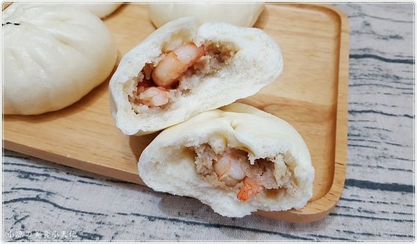 頂金台港鮮肉包：台中太平』頂金台港鮮肉包║平價銅板美食人氣手工肉包、饅頭，創新口味，新鮮吃得到！