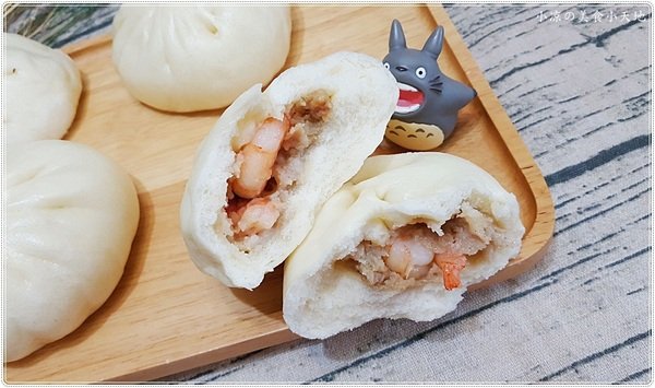 頂金台港鮮肉包：台中太平』頂金台港鮮肉包║平價銅板美食人氣手工肉包、饅頭，創新口味，新鮮吃得到！