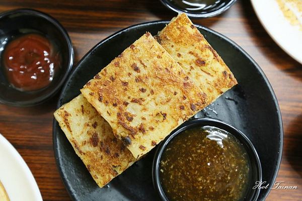 佬臺灣懷舊主題館：【台南美食】佬臺灣懷舊主題館：是晚餐也是宵夜！港式美食呷通海~