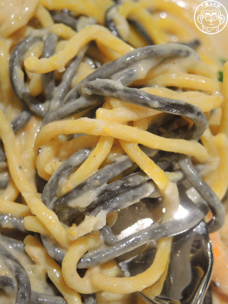 Molino手工義大利麵工場：呷飽祙【桃園中壢･MOLINO】全台第一間石臼現磨手工義大利麵