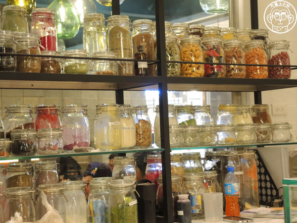 Molino手工義大利麵工場：呷飽祙【桃園中壢･MOLINO】全台第一間石臼現磨手工義大利麵