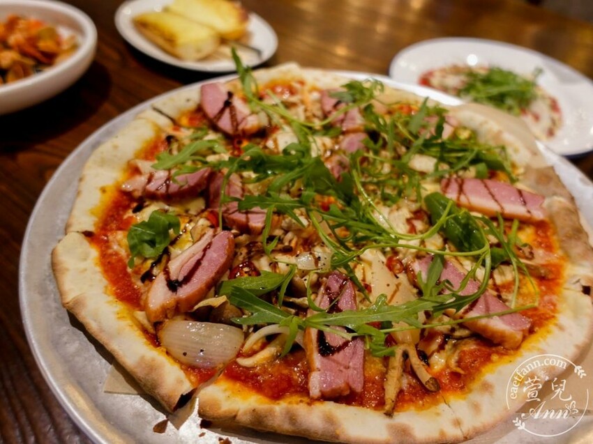 桃園美食|Molino手工義大利麵工場 石臼鮮麥現磨現做手工義大利麵 義大利鄉村風格約會聚餐推薦 大江國際購物中心逛街 - 萱兒Ann玩樂生活