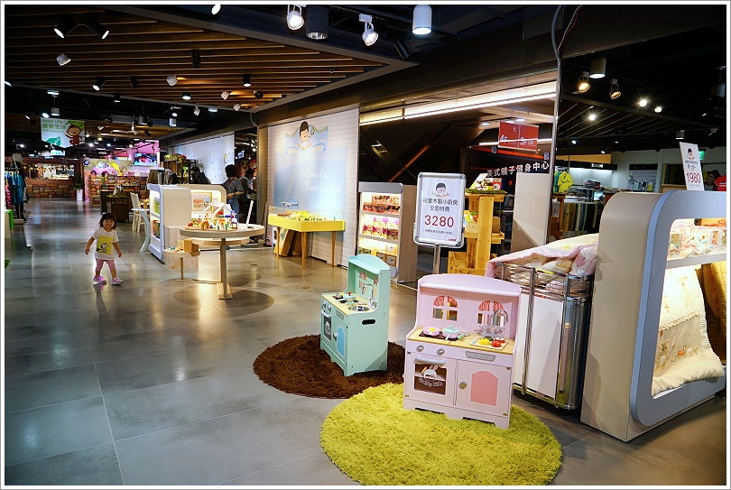 【台中親子景點】禮客LEECO OUTLET‧玩上一整天也不膩的親子百貨!