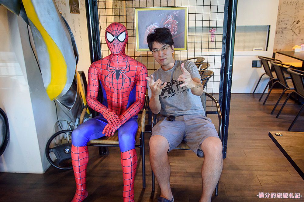 新竹新豐美食》東尼High Line咖啡館 新豐下午茶 變形金剛&蜘蛛人同台登場超亮眼 - 滿分的旅遊札記