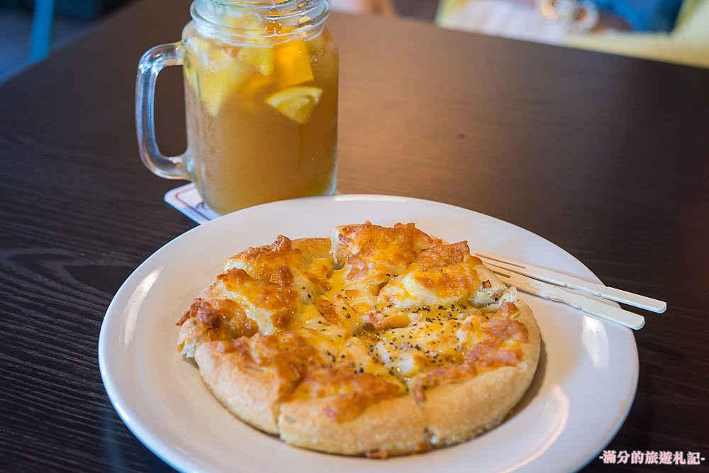 新竹新豐美食》東尼High Line咖啡館 新豐下午茶 變形金剛&蜘蛛人同台登場超亮眼 - 滿分的旅遊札記