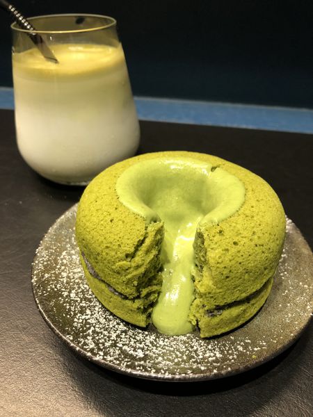 捷運中山國中站✿ La Chaudière Coffee 樂初咖啡✿爆漿抹茶甜甜圈 ! 超濃郁的難忘滋味~~~