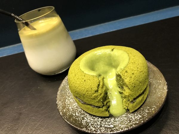 捷運中山國中站✿ La Chaudière Coffee 樂初咖啡✿爆漿抹茶甜甜圈 ! 超濃郁的難忘滋味~~~