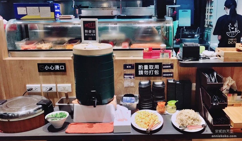 新莊美食 盛之丼 新莊超狂日式丼飯 配料滿到看不到飯啦 - 安妮的天空
