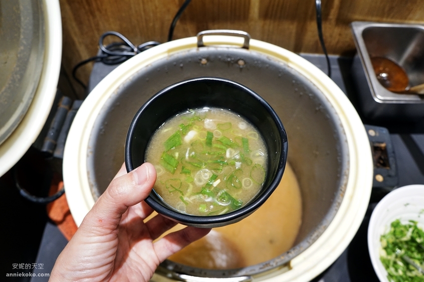 新莊美食 盛之丼 新莊超狂日式丼飯 配料滿到看不到飯啦 - 安妮的天空