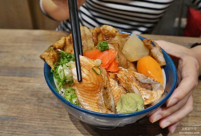 新莊美食 盛之丼 新莊超狂日式丼飯 配料滿到看不到飯啦 - 安妮的天空