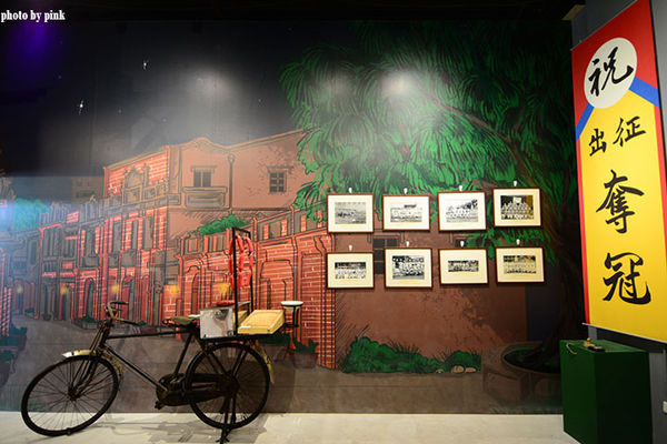 【台中新景點】棒球故事館/洲際棒球文創園區。親子同遊好去處,小型棒球場賽事直播超好玩!